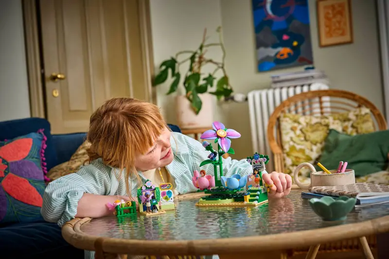 LEGO 42702 Wróżkowa karuzela z kwiatami zdjęcie 11