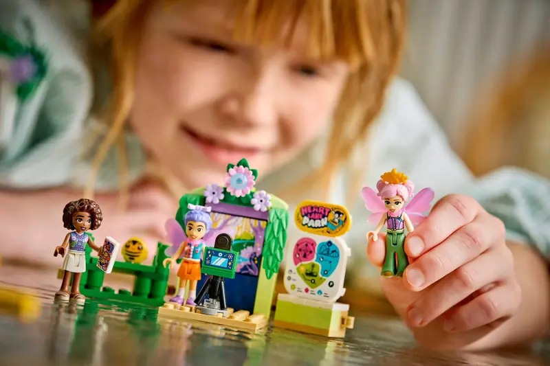 LEGO 42702 Wróżkowa karuzela z kwiatami zdjęcie 12