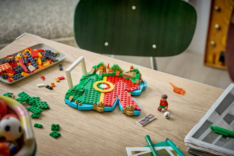 LEGO 43012 Cristiano Ronaldo - piłkarskie momenty zdjęcie 10