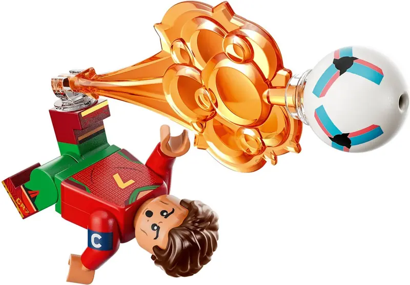 LEGO 43012 Cristiano Ronaldo - piłkarskie momenty zdjęcie 5