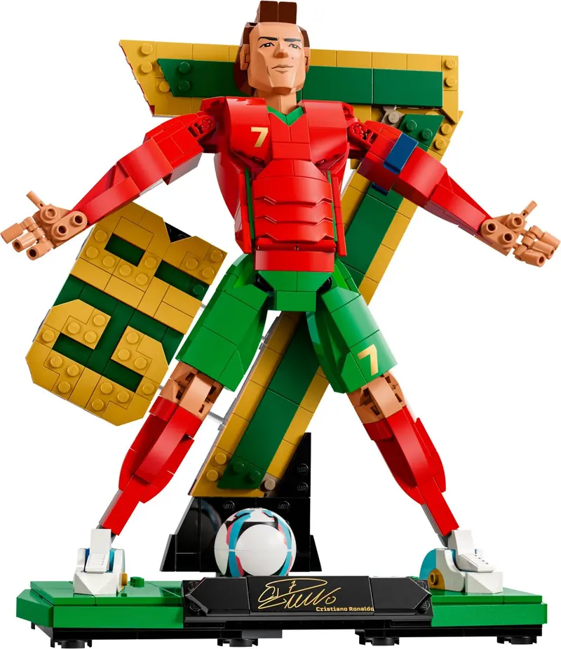 LEGO 43016 Cristiano Ronaldo - piłkarska legenda zdjęcie 5
