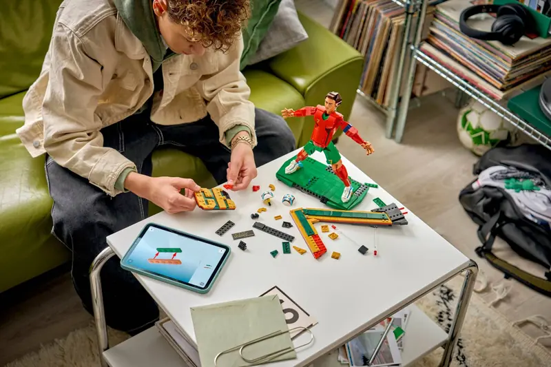 LEGO 43016 Cristiano Ronaldo - piłkarska legenda zdjęcie 10