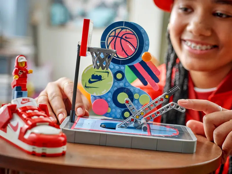 LEGO 43021 Nike Dunk Trickshot zdjęcie 11