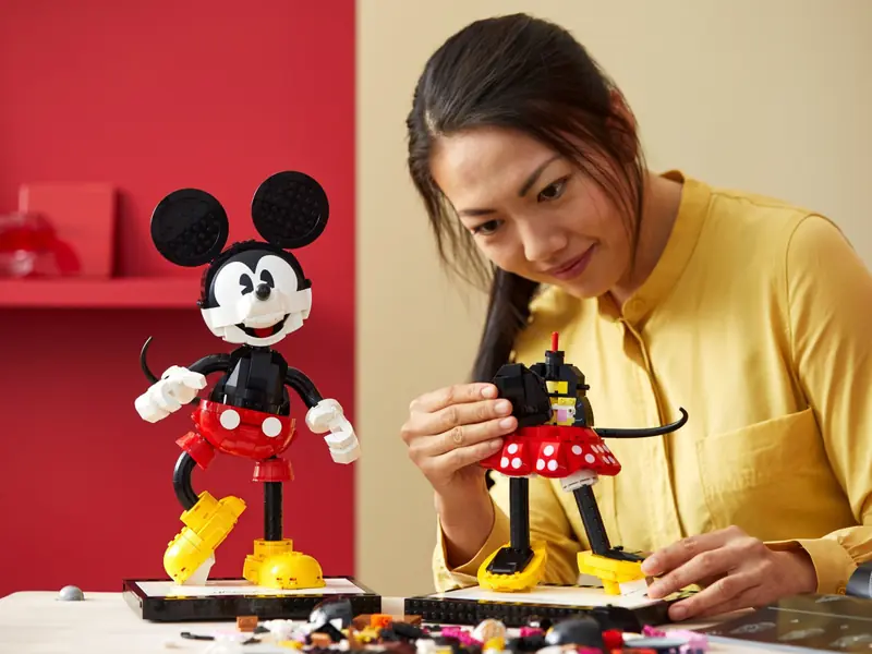 LEGO 43179 Myszka Miki i Myszka Minnie do zbudowania zdjęcie 25