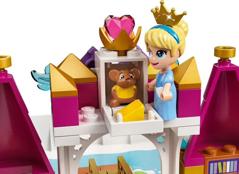 LEGO 43193 Książka z przygodami Arielki, Belli, Kopciuszka i Tiany zdjęcie 11
