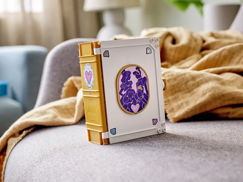 LEGO 43193 Książka z przygodami Arielki, Belli, Kopciuszka i Tiany zdjęcie 16