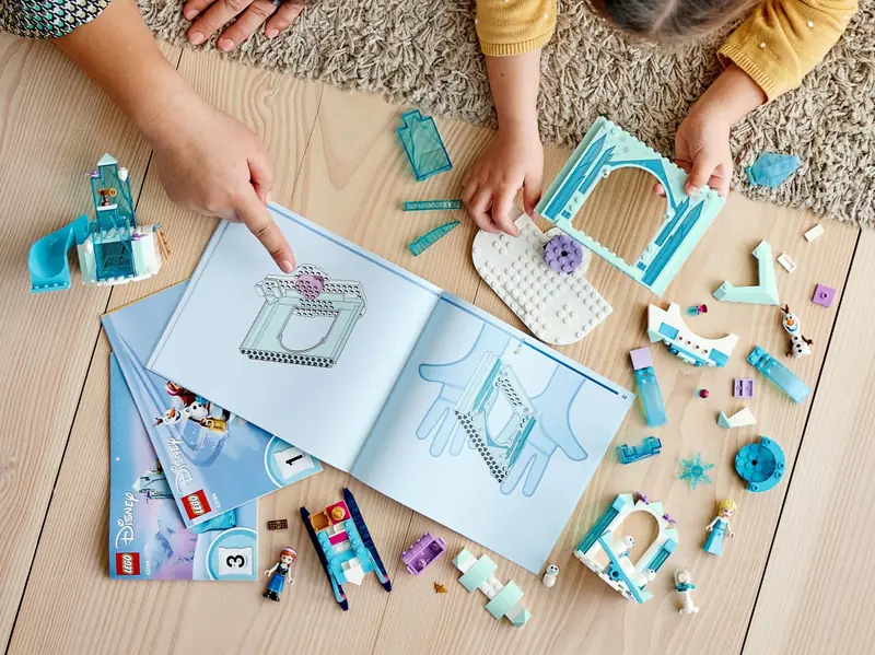 LEGO 43194 Lodowa kraina czarów Anny i Elzy zdjęcie 10