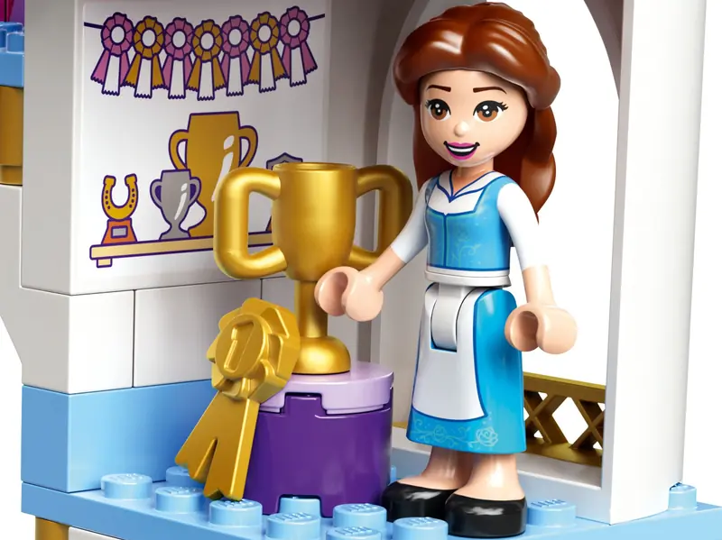 LEGO 43195 Królewskie stajnie Belli i Roszpunki zdjęcie 11