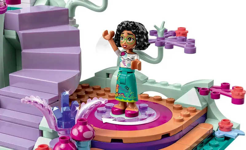 LEGO 43215 Zaczarowany domek na drzewie zdjęcie 12