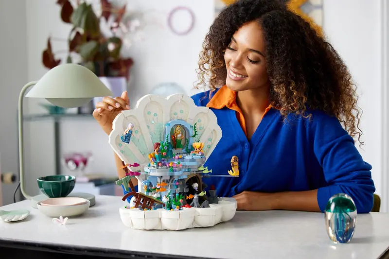 LEGO 43225 Królewska muszla Małej Syrenki zdjęcie 8