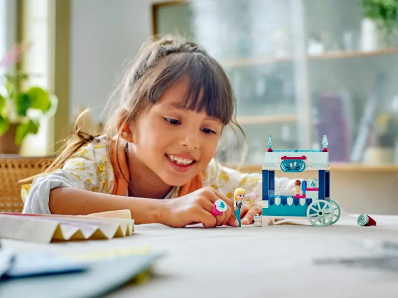 LEGO 43234 Mrożone smakołyki Elzy zdjęcie 6