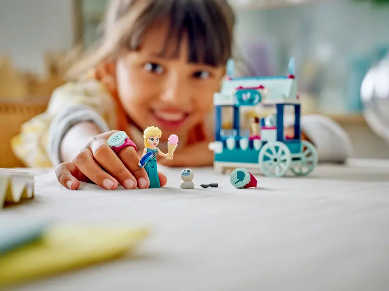 LEGO 43234 Mrożone smakołyki Elzy zdjęcie 7