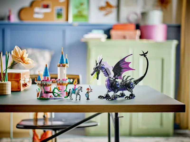 LEGO 43240 Diabolina jako smok zdjęcie 8