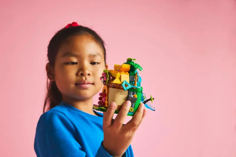 LEGO 43260 Zabawy Vaiany na wyspie zdjęcie 6