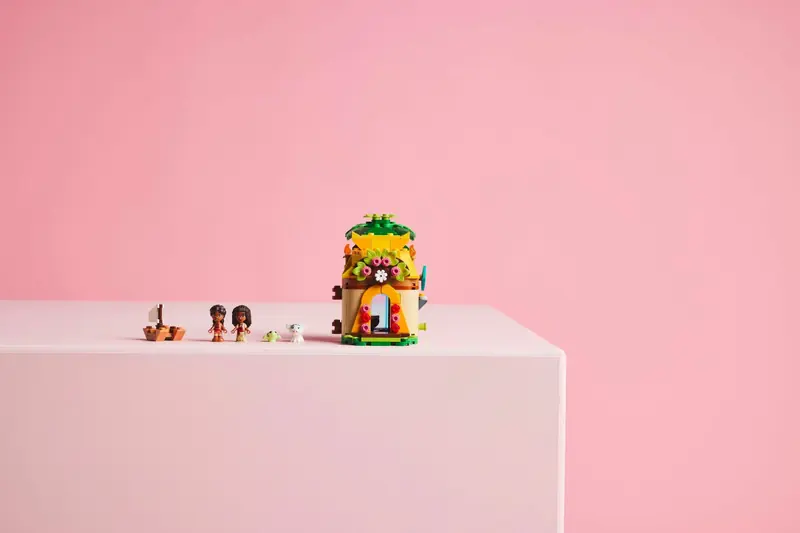 LEGO 43260 Zabawy Vaiany na wyspie zdjęcie 7