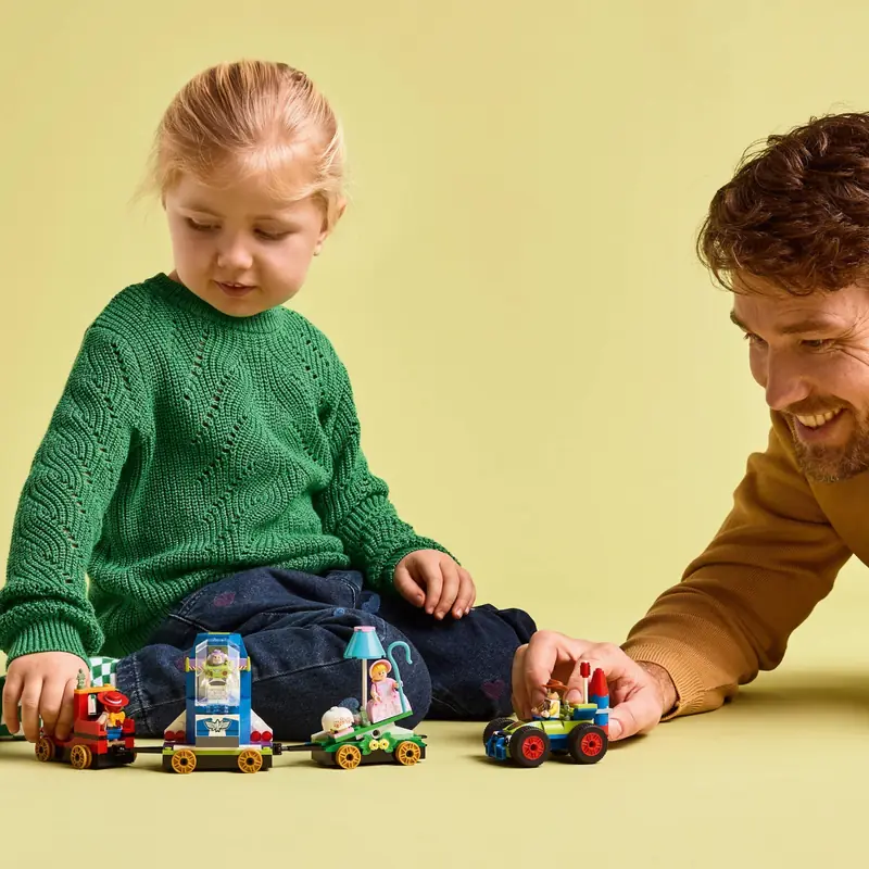 LEGO 43264 Toy Story - Okolicznościowy pociąg i Pan Sterowany zdjęcie 8