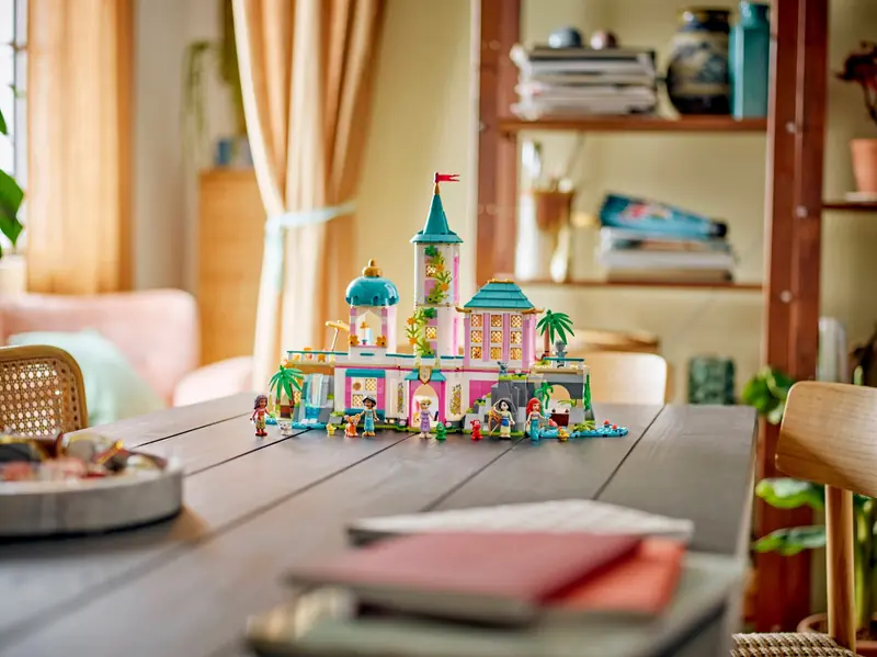 LEGO 43267 Zamek księżniczek i królewskie zwierzaki zdjęcie 11