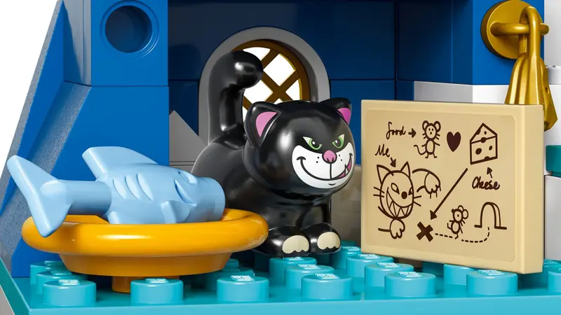 LEGO 43275 Zamek Kopciuszka i kareta zdjęcie 8