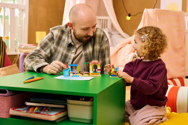 LEGO 43280 Zabawa na plaży z Lilo i Stitchem zdjęcie 10