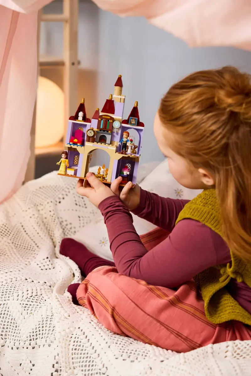 LEGO 43289 Zaczarowany zamek Pięknej i Bestii zdjęcie 12