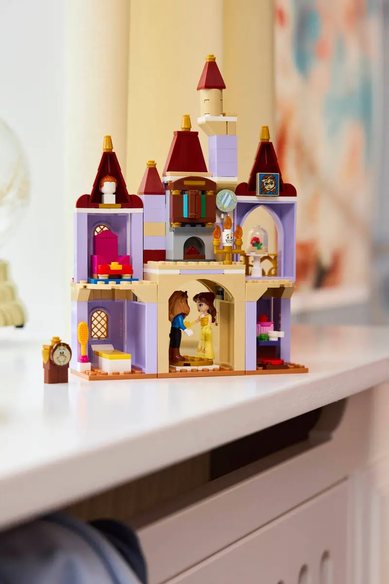 LEGO 43289 Zaczarowany zamek Pięknej i Bestii zdjęcie 13