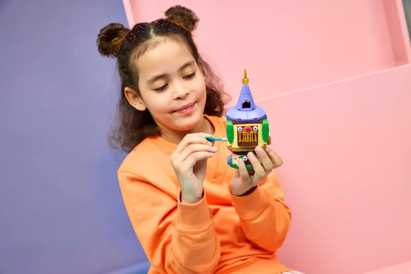 LEGO 43294 Mała wieża Roszpunki zdjęcie 15
