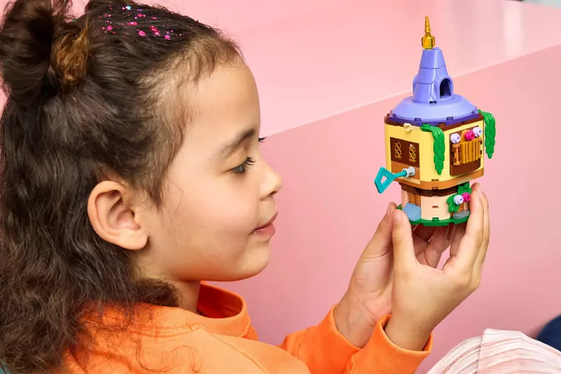 LEGO 43294 Mała wieża Roszpunki zdjęcie 16