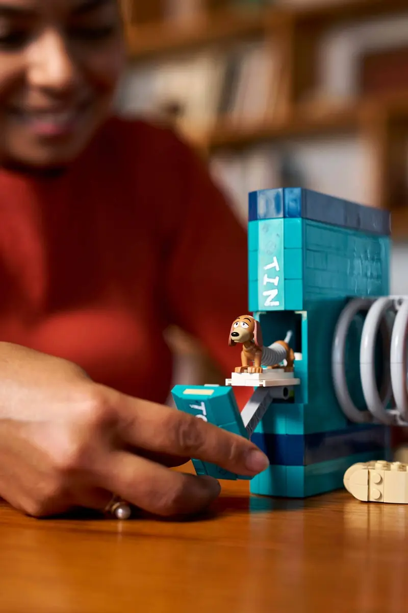 LEGO 43301 Toy Story Cienki - podpórki pod książki zdjęcie 11
