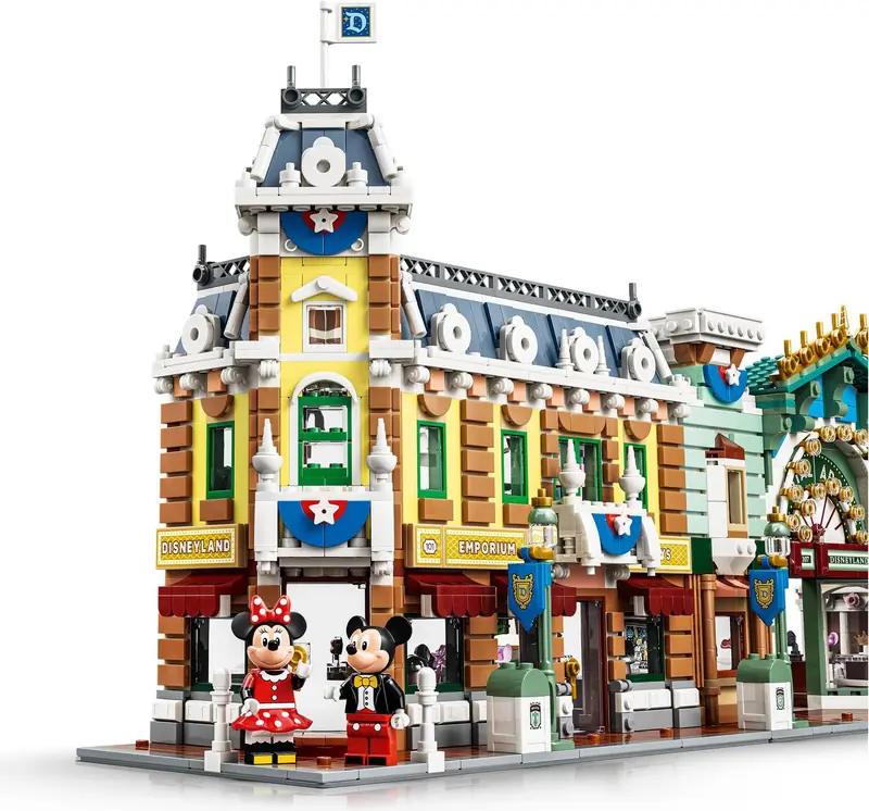 LEGO 43302 Main Street, U.S.A. zdjęcie 3