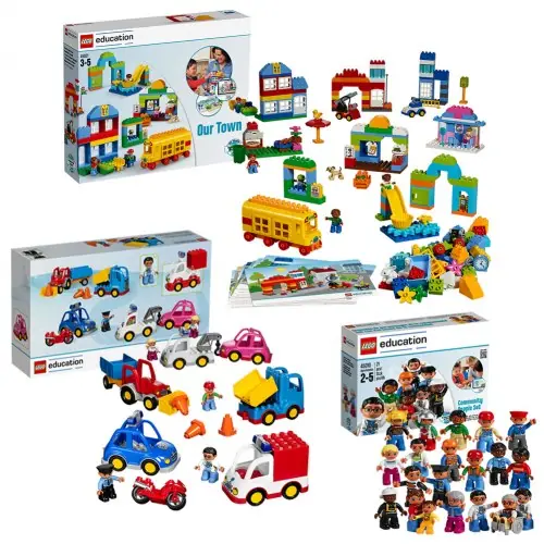 LEGO 5005272 Our Community Pack