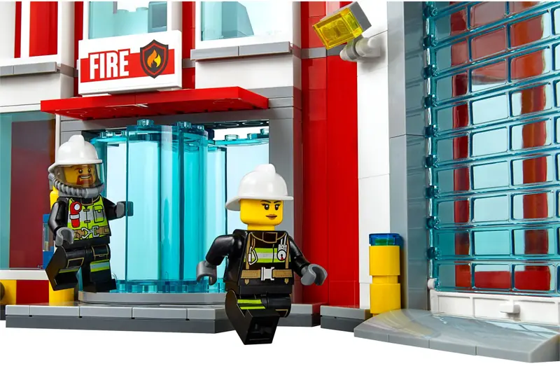 LEGO 60110 Remiza strażacka zdjęcie 20