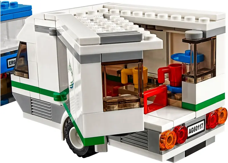 LEGO 60117 Van z przyczepą kampingową zdjęcie 12