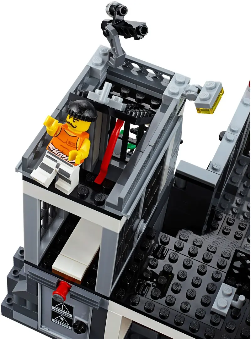 LEGO 60130 Więzienna Wyspa zdjęcie 15