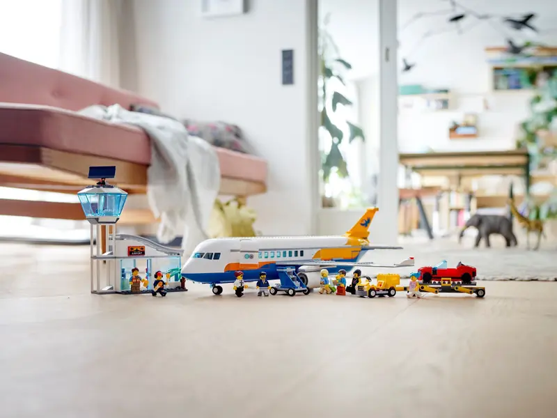 LEGO 60262 Samolot pasażerski zdjęcie 13
