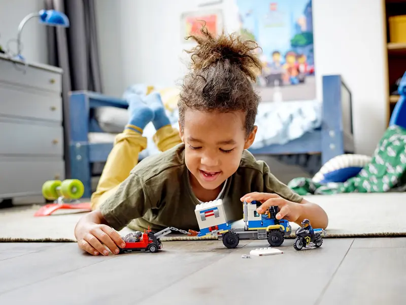 LEGO 60276 Policyjny konwój więzienny zdjęcie 9