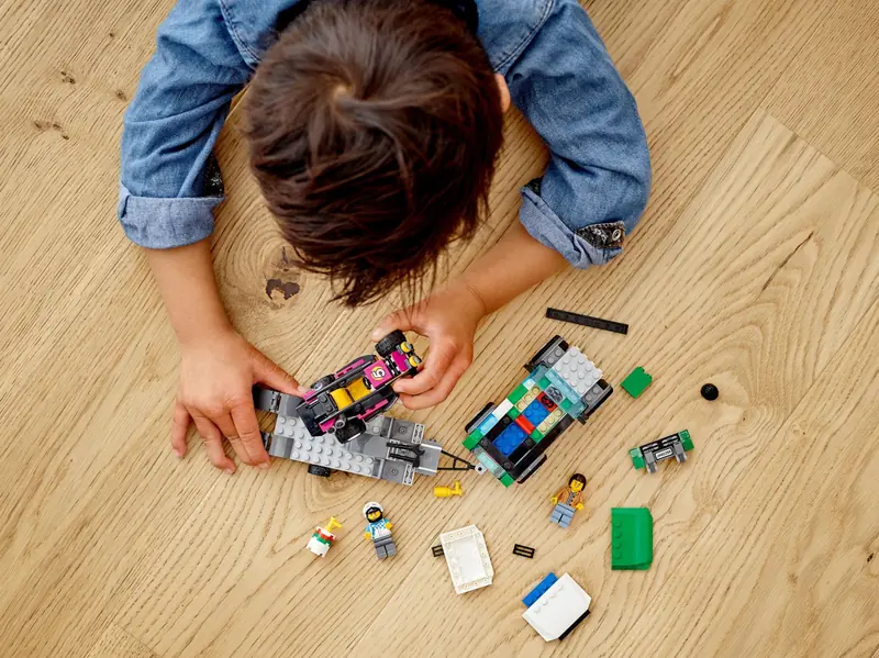 LEGO 60288 Transporter łazika wyścigowego zdjęcie 9