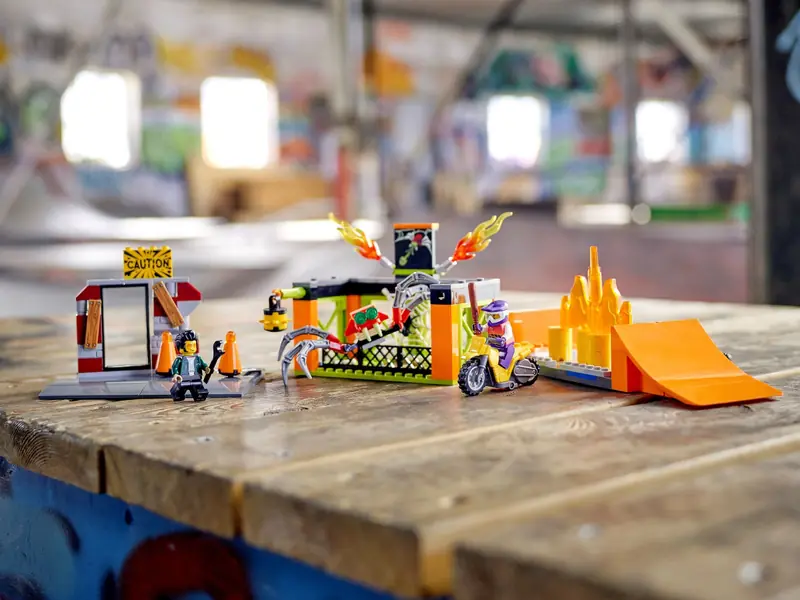 LEGO 60293 Park kaskaderski zdjęcie 15