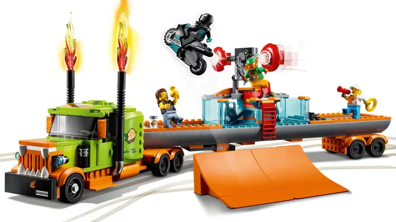 LEGO 60294 Ciężarówka kaskaderska zdjęcie 3