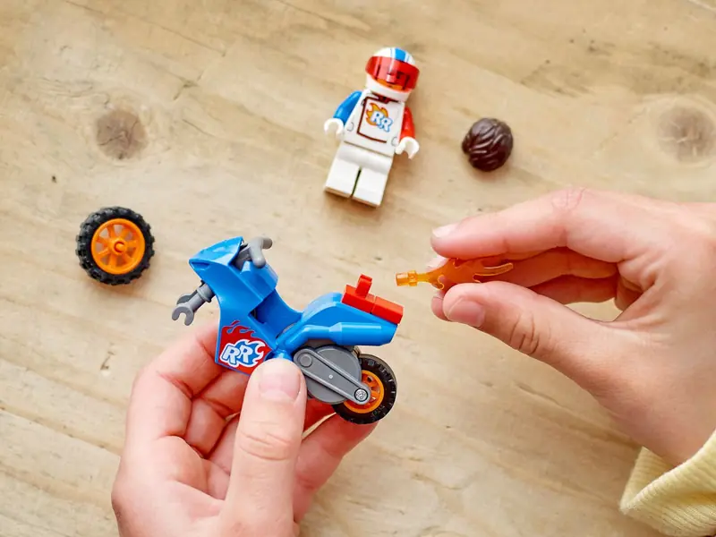 LEGO 60298 Rakietowy motocykl kaskaderski zdjęcie 6