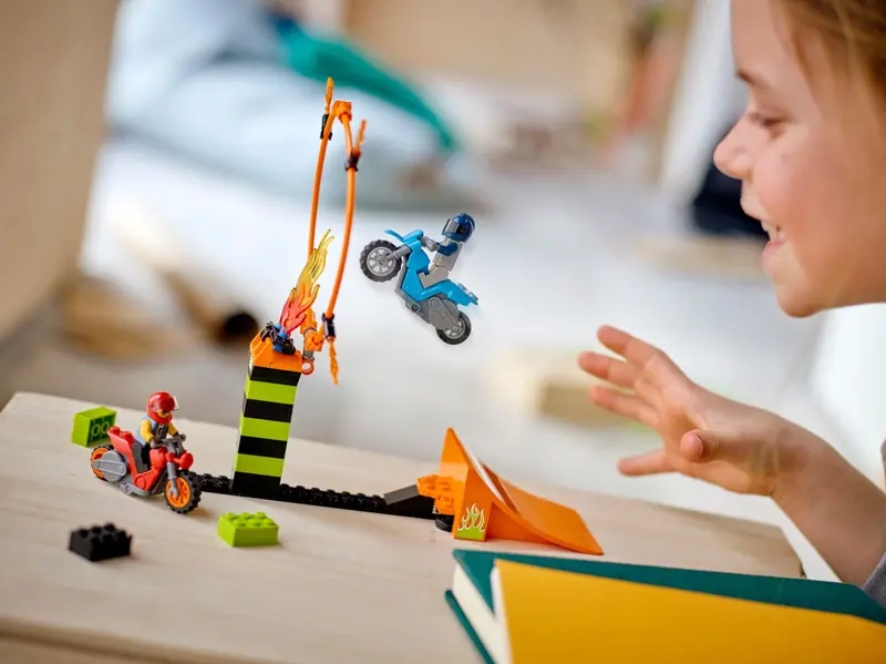 LEGO 60299 Konkurs kaskaderski zdjęcie 15