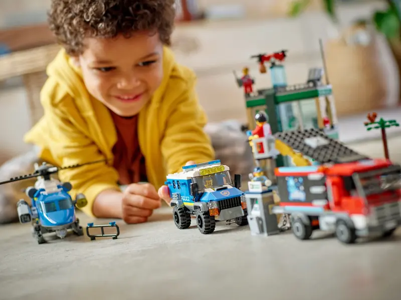 LEGO 60317 Napad na bank zdjęcie 10