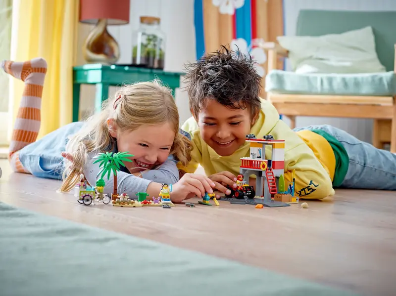 LEGO 60328 Stanowisko ratownicze na plaży zdjęcie 6
