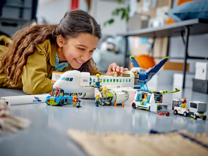 LEGO 60367 Samolot pasażerski zdjęcie 7