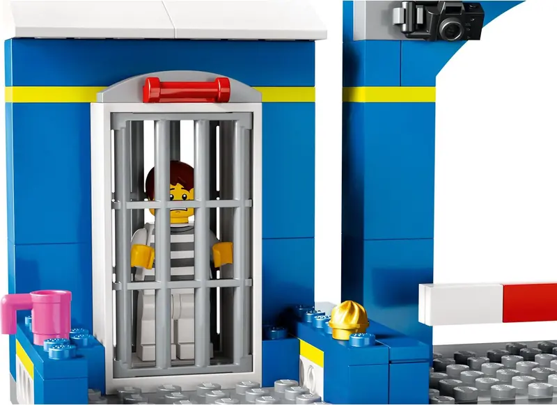 LEGO 60370 Posterunek policji – pościg zdjęcie 7