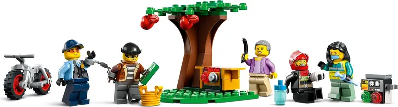 LEGO 60371 Parking dla pojazdów uprzywilejowanych zdjęcie 3