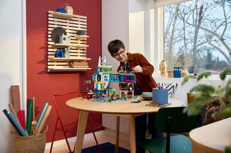 LEGO 60380 Śródmieście zdjęcie 12