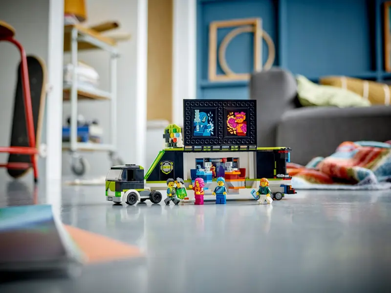 LEGO 60388 Ciężarówka na turniej gier zdjęcie 10