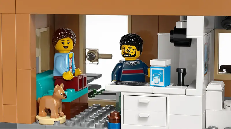 LEGO 60398 Domek rodzinny i samochód elektryczny zdjęcie 12