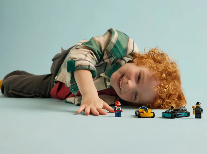 LEGO 60400 Gokarty i kierowcy wyścigowi zdjęcie 7