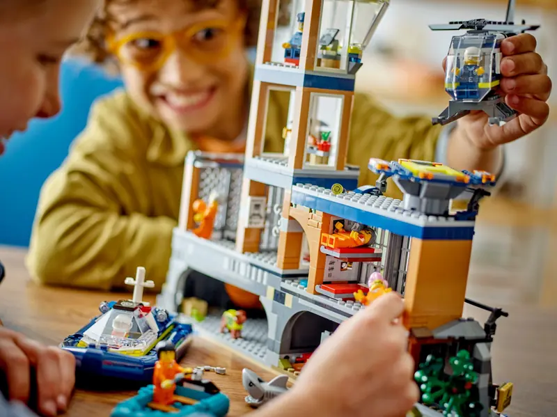LEGO 60419 Policja z Więziennej Wyspy zdjęcie 8